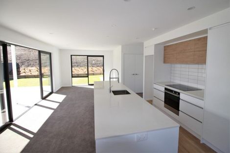 Photo of property in 28 Naylor Street, Hamilton East, Hamilton, 3216