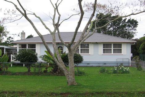 Photo of property in 11a/2 Knox Road, Swanson, Auckland, 0612