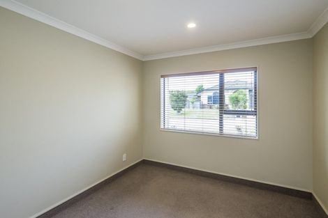 Photo of property in 8 Monarch Place, Paraparaumu Beach, Paraparaumu, 5032