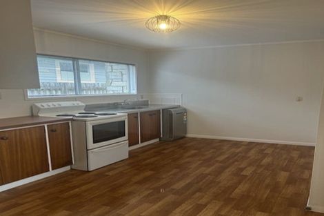 Photo of property in 40 Tiraumea Drive, Pakuranga, Auckland, 2010