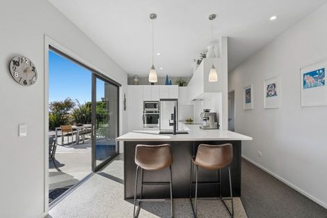 Photo of property in 60 Cunninghams Drive, Jacks Point, Queenstown, 9371