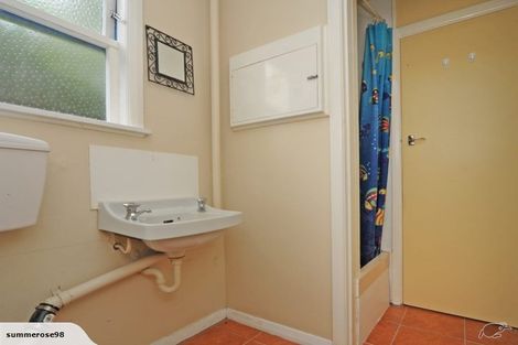 Photo of property in 20 Silverbirch Grove, Churton Park, Wellington, 6037