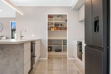 Photo of property in 4 Hunter Lane, Amberley, 7410