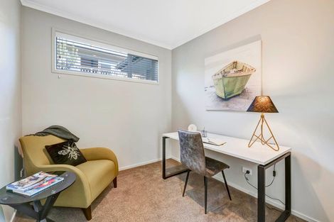 Photo of property in 63a Walton Street, Red Beach, 0932