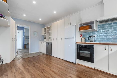 Photo of property in 2 Knox Place, Greerton, Tauranga, 3112