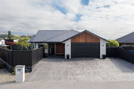 Photo of property in 28 Olds Crescent, Cromwell, 9310