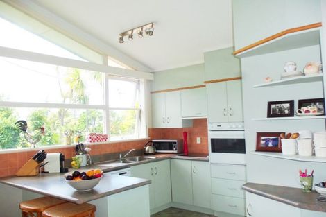 Photo of property in 30 Forest Glen, Orewa, 0931