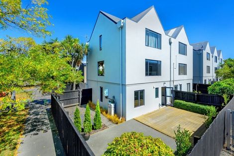Photo of property in 2/49 Bishop Street, St Albans, Christchurch, 8014