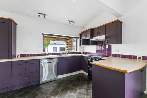 Photo of property in 278 South Road, Hawera, 4610