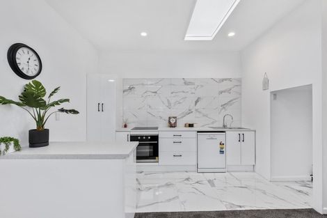 Photo of property in 51 Merton Street, Trentham, Upper Hutt, 5018