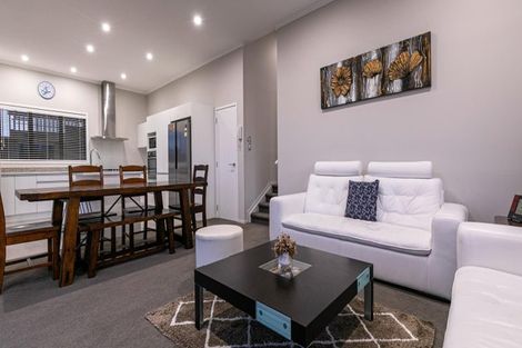 Photo of property in 41 Maka Terrace, Orewa, 0931