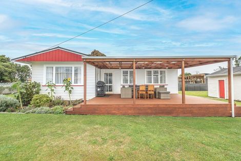 Photo of property in 18 Suther Street, Waverley, 4510