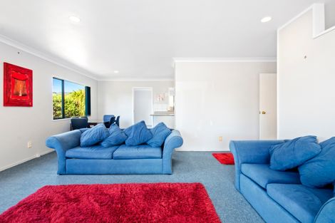 Photo of property in 73a Sandspit Road, Waiuku, 2123