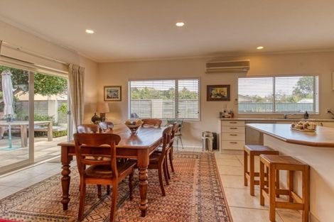 Photo of property in 17c Hetley Crescent, Taradale, Napier, 4112