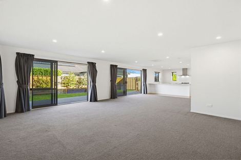 Photo of property in 6 Denton Street, Amberley, 7410