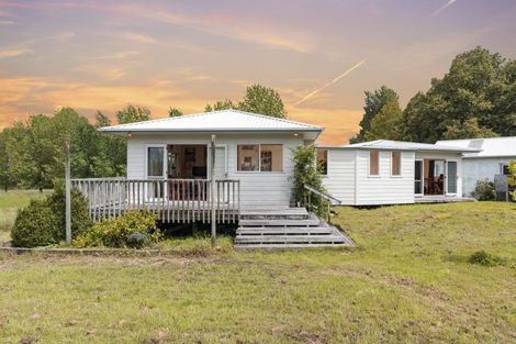 Photo of property in 220 Postman Road, Dairy Flat, Albany, 0794