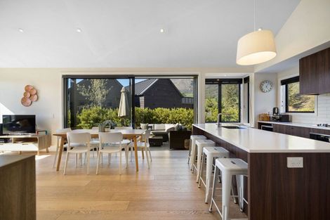 Photo of property in 4 Mckenzies Shute, Jacks Point, Queenstown, 9371