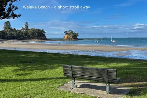 Photo of property in 1/918 Beach Road, Waiake, Auckland, 0630