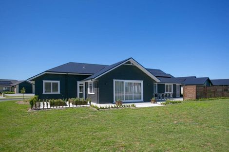 Photo of property in 51 Mike Smith Drive, Cambridge, 3434