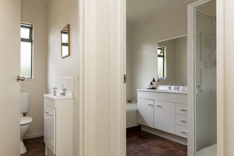 Photo of property in 47 Hinekura Avenue, Taupo, 3330