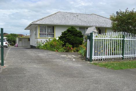 Photo of property in 24 Duggan Avenue, Mangere, Auckland, 2022