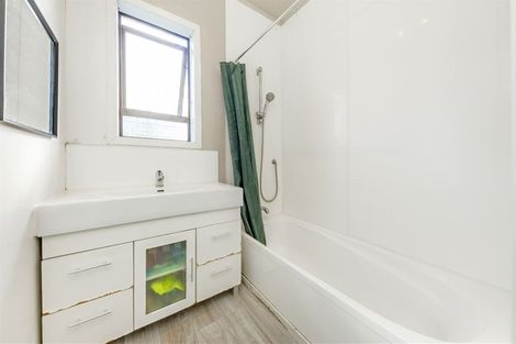 Photo of property in 1/18 Ashlynne Avenue, Papatoetoe, Auckland, 2025