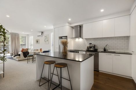 Photo of property in 57 Rua Kai Way, Brooklyn, Wellington, 6021