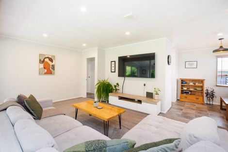 Photo of property in 27 Ferndale Place, Feilding, 4702