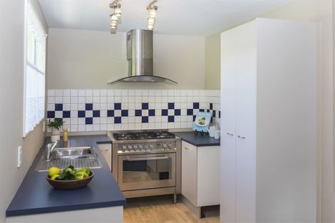 Photo of property in 87 Olliviers Road, Phillipstown, Christchurch, 8011