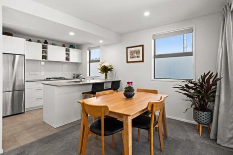 Photo of property in 5 Macaulay Street, Ahuriri, Napier, 4110