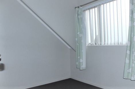 Photo of property in 10 Rewa Street, New Lynn, Auckland, 0600