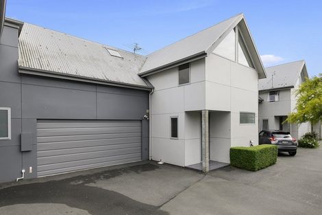 Photo of property in 2/1010 Colombo Street, St Albans, Christchurch, 8014