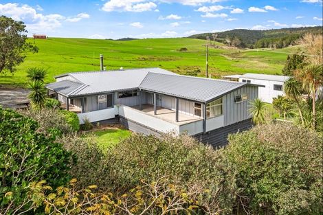 Photo of property in 1213 Pakiri Block Road, Tomarata, Wellsford, 0974