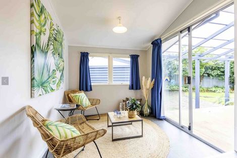 Photo of property in 10 Weathers Place, Taradale, Napier, 4112