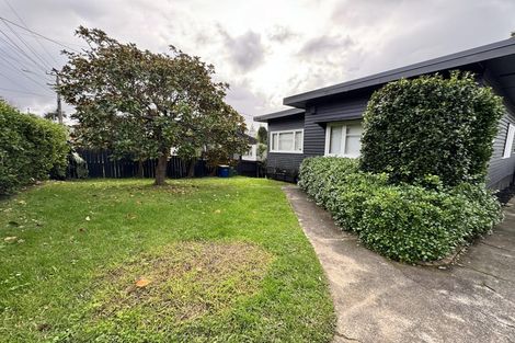 Photo of property in 45 Rua Road, Glen Eden, Auckland, 0602