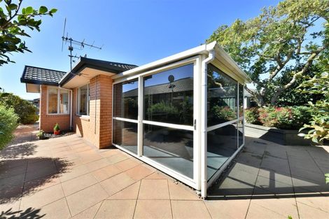 Photo of property in 8 Rustic Lane, Spreydon, Christchurch, 8024
