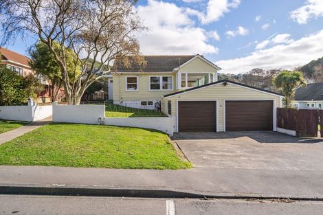 Photo of property in 4 Bannister Avenue, Johnsonville, Wellington, 6037