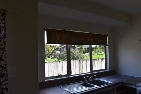 Photo of property in 9/43 Fruitvale Road, New Lynn, Auckland, 0600