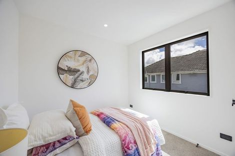 Photo of property in 27d O'donn Avenue, Beach Haven, Auckland, 0626