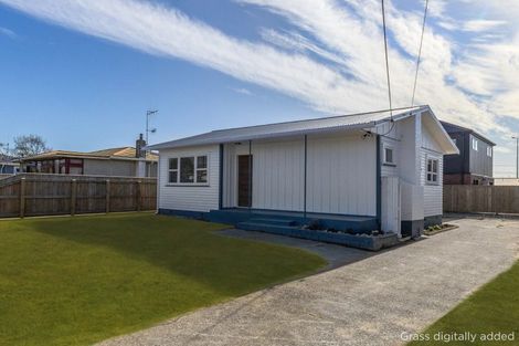 Photo of property in 21 Ferguson Street, Levin, 5510