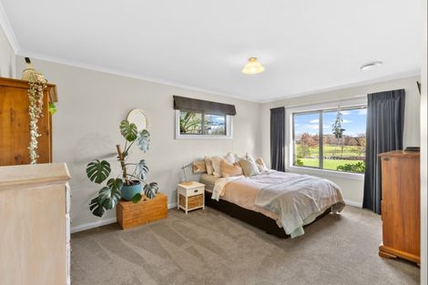 Photo of property in 44 Tutakarae Road, Kelvin Grove, Palmerston North, 4470