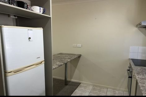 Photo of property in 7/4 Keeling Road, Henderson, Auckland, 0612