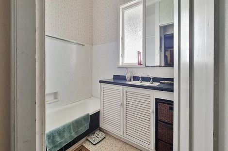 Photo of property in 13 Rimu Street, Marton, 4710