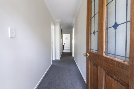 Photo of property in 203 Westchester Drive, Churton Park, Wellington, 6037