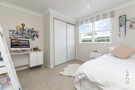 Photo of property in 12 Maude Street, Riverhead, 0820