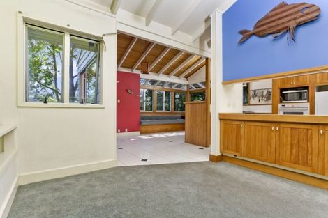 Photo of property in 50 Girrahween Drive, Totara Vale, Auckland, 0629