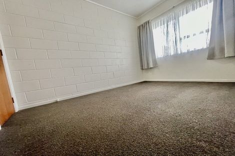 Photo of property in 7/318 Te Atatu Road, Te Atatu South, Auckland, 0610