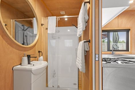 Photo of property in 20d Manukau Road, Raglan, 3225