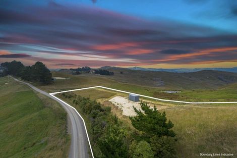 Photo of property in 624 Old Hill Road, Porangahau, 4291