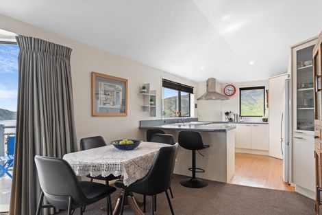 Photo of property in 32 Waipapa Avenue, Diamond Harbour, 8972
